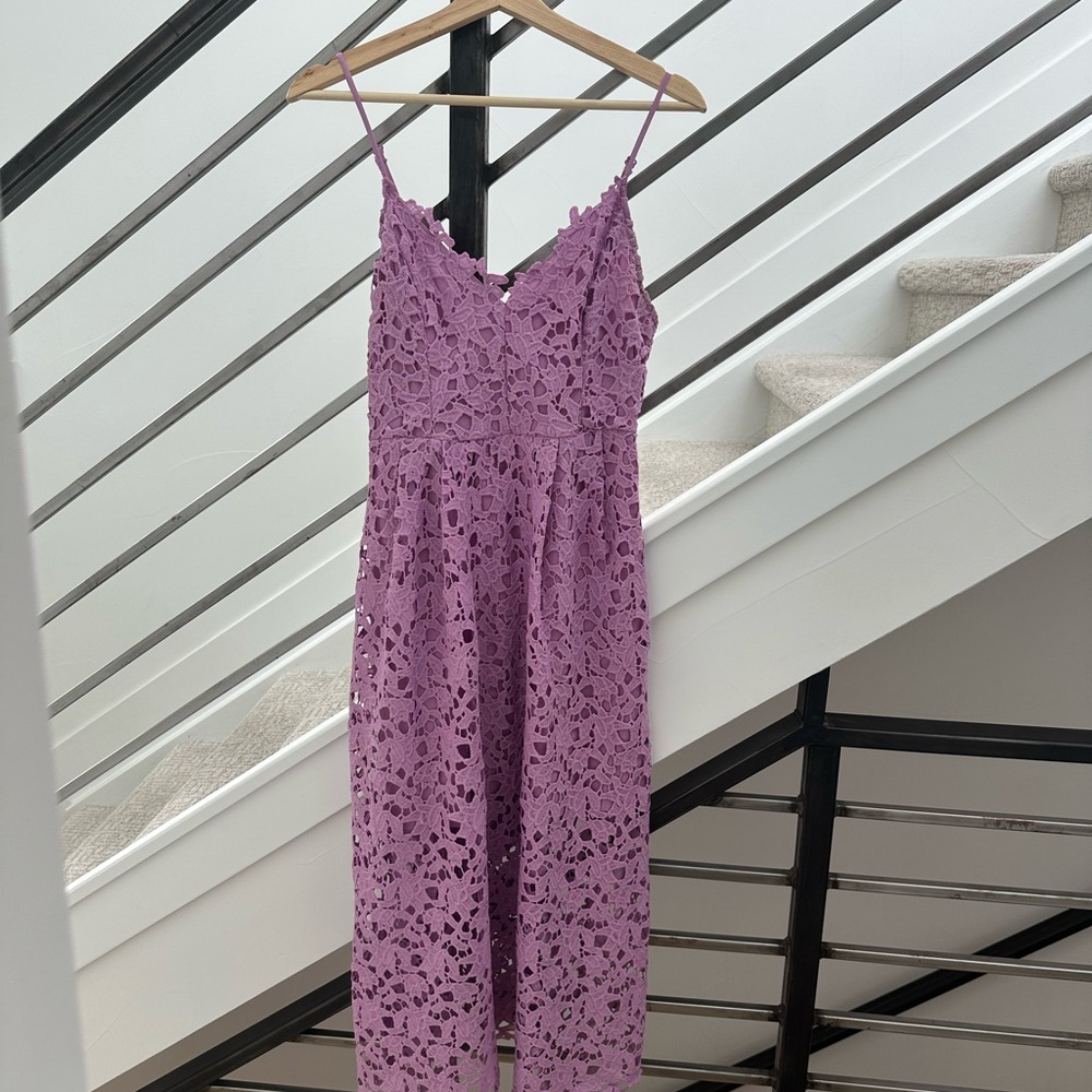 Astr Lace Midi Dress in Lavender